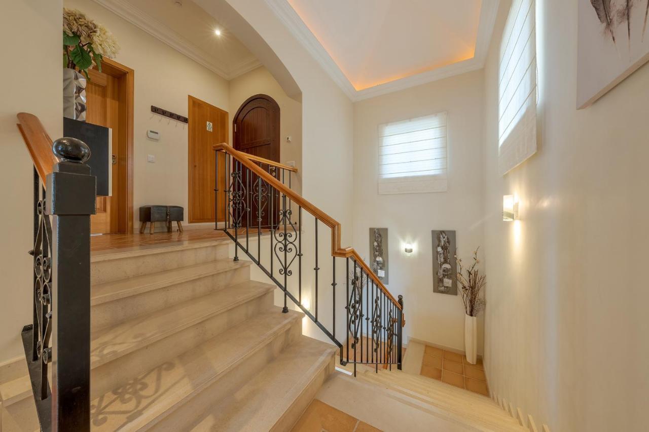 Balancal Apartments And Villas Palheiro Village 푼샬 외부 사진